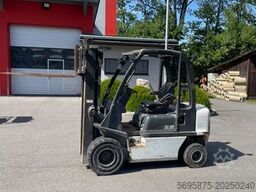 NISSAN Uni Carriers 25