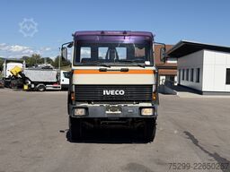 Iveco 300-30 AH 8x4 Hakengerät / Swiss-Vehicle