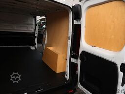 RENAULT Trafic Kasten L2  Komfort erst 49 tkm !