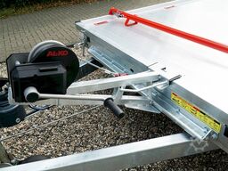 Vezeko IMOLA 27.43 RACE MASTER | HANDSEILWINDE 502X209CM 2700KG AUTOTRAILER
