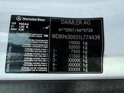 Mercedes-Benz Antos 1824, Tautliner, PTO preparation, Taillift