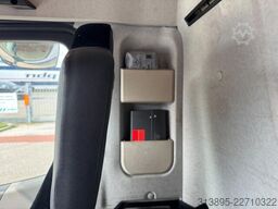 Mercedes-Benz Antos 1824, Tautliner, PTO preparation, Taillift