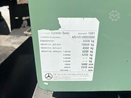 Mercedes-Benz 425 (U1500)