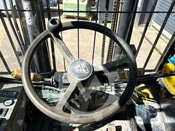JCB 926