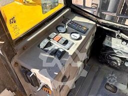 JCB 926
