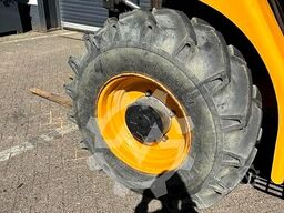 JCB 926