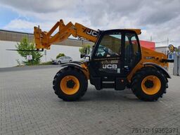 JCB 541-70 / nur 438h / 2022 / 4.100kg / 7m / 109PS