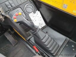 JCB 541-70 / nur 438h / 2022 / 4.100kg / 7m / 109PS
