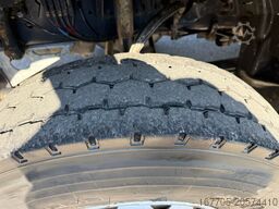 SCANIA CV R 124 CB 8X4 HZ 420