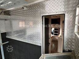 MAN TGL 12.220 4x2 4.Pferdetransporter m. Wohnabteil