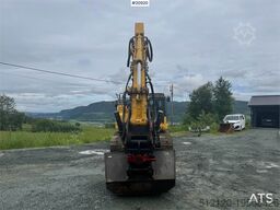 Komatsu PC228USLC-11 Crawler excavator w/ GPS, Rototilt an