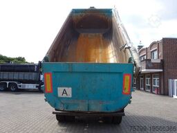 MERCEDES-BENZ 3240 Axor MKI SR 5.5 Muldenkipper 8x4