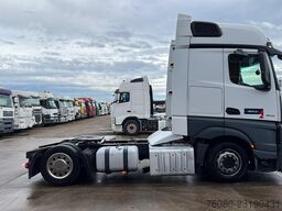 Mercedes-Benz Actros 1942 (SPOILERS / 12809 CC / AIRCO)