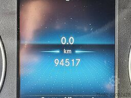 MERCEDES-BENZ SPRINTER 317 L2H2 RWD Automaat