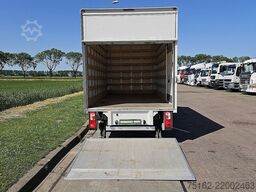 VOLKSWAGEN CRAFTER 35 2.0 Bakwagen Laadklep!
