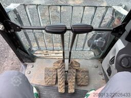 CATERPILLAR 320 Kettenbagger 22,1 Ton *8.100 H