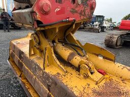 CATERPILLAR 320 Kettenbagger 22,1 Ton *8.100 H