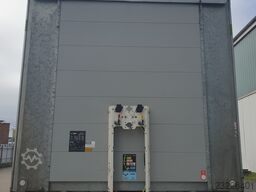 Fliegl SDS 390 RoadRunner mit Coilmulde