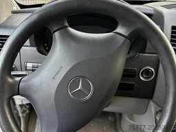 Mercedes-Benz Sprinter 313 CDI BOX + LIFT