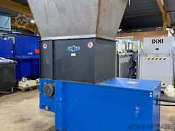 Gross Apparatebau GAZ 82 S