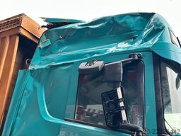 SCANIA S500 4x2 LL 3.Stock Finkl Viehwagen *unfall*