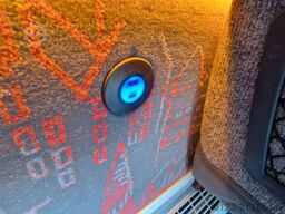 MERCEDES-BENZ 2 x 515 Sprinter 22 Schlafsessel Lagerfahrzeug S