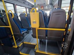 MERCEDES-BENZ Heckniederflur Sprinter 517 / 4 er Bestuhlung