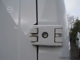 Opel Movano 2,3 D L2H2 Schwingsitz 270° Türen