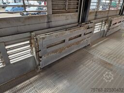 Lecitrailer Guiton livestock trailer 3 deck - Loadlift - St...