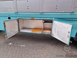 Lecitrailer Guiton livestock trailer 3 deck - Loadlift - St...