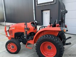 Kubota L1-382 (5278)