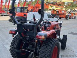 Kubota L1-382 (5278)