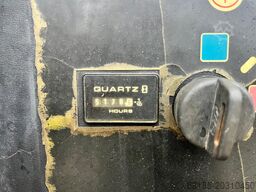 JLG 460SJ