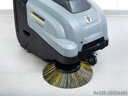 Kärcher KM 75/40 W Bp - 2016y NEW BATTERIES