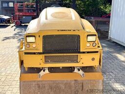 CATERPILLAR CB34B / 2018 BJ / 932 Stunden / 4.3 Tonnen