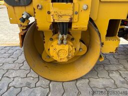 CATERPILLAR CB1.7 / 2019 BJ / 430 Stunden