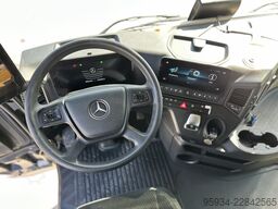 Mercedes-Benz Actros 1853