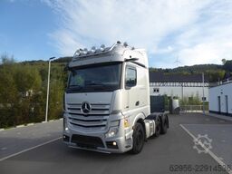Mercedes-Benz Actros 2563