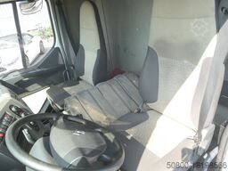 RENAULT Midlum 220 4x2, 7.100mm lang, LBW, AHK, Luftfed.