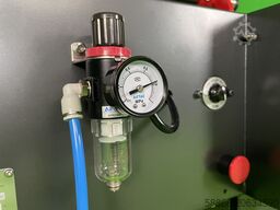 Kartonaufrichter / Bodenklappenfalter CF 10 T