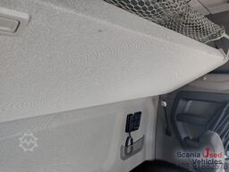 Scania R 460 A4x2NA Highline Seitenverkleidung LED