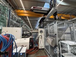 Wittmann Battenfeld MacroPower 700/2250 UNILOG B8