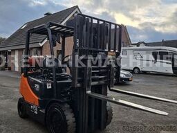 DOOSAN G25E-5