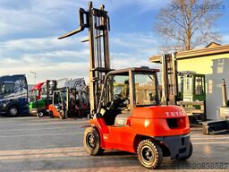 Toyota 42-4FD40 / DIESEL / 4500KG / DUPLEX / FO