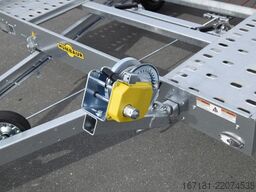 HUMBAUR Autotranporter, Baumaschinentransporter