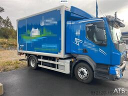 Volvo FL250 4x2 box truck w/ lift