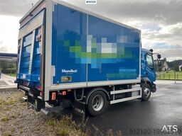 Volvo FL250 4x2 box truck w/ lift