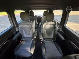 MERCEDES-BENZ V 220 d AVANTGARDE extralang AHK Teilleder 6 Plä