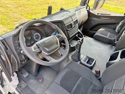Iveco T-Way AT720T47TH Tractor Head (4 units)