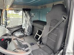 Iveco T-Way AT380T47WH Workshop Truck